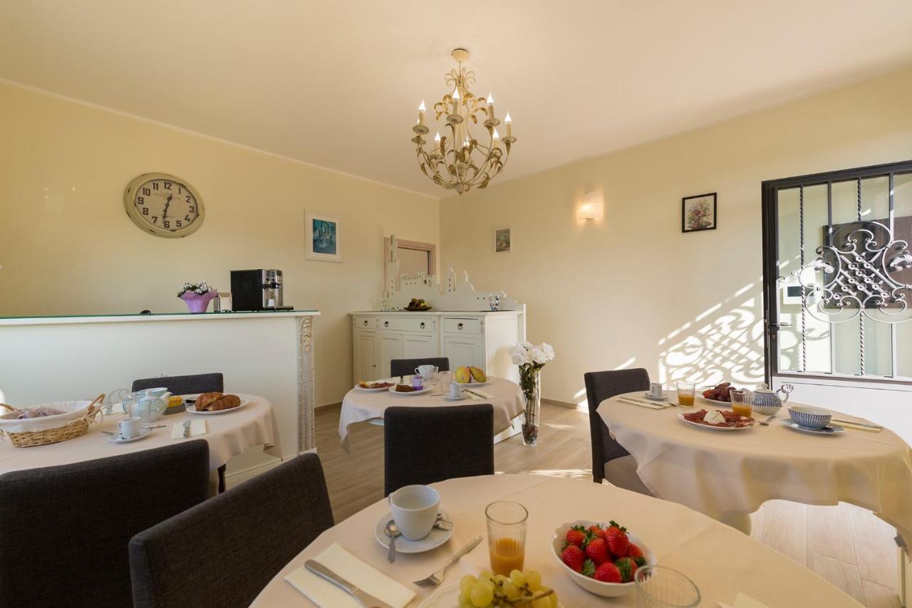 Podere Abbazia B&B 시나룬가 외부 사진